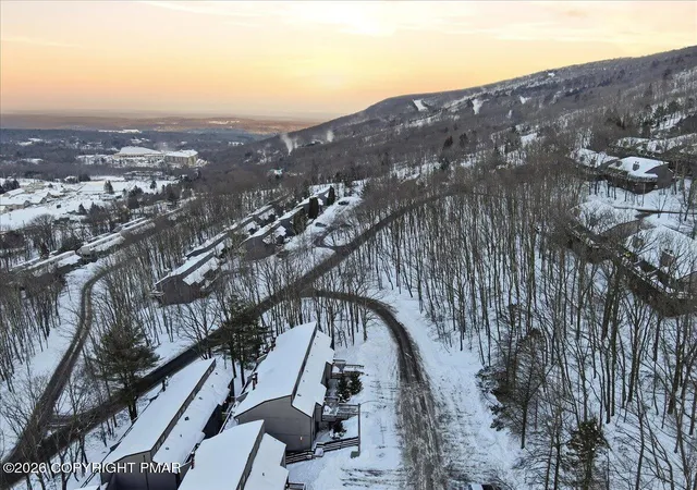 Homes for sale in Tannersville, PA | 3 Middle Village Wy, Tannersville, PA 18372 | MLS# PM-138493