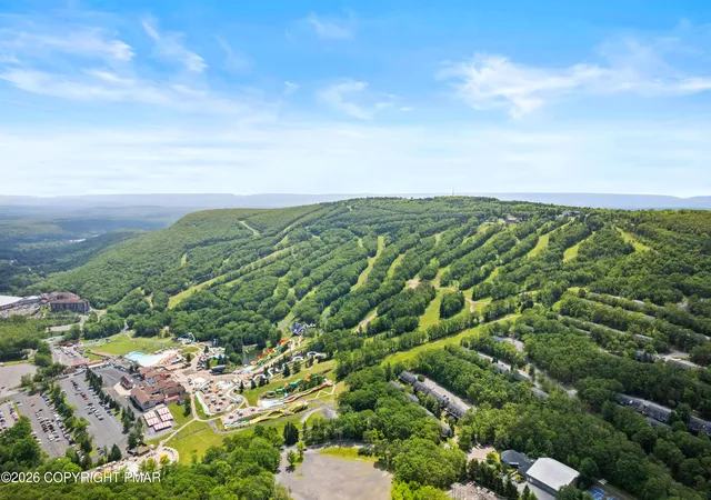 Homes for sale in Tannersville, PA | 84 High Mountain Ln, Tannersville, PA 18372 | MLS# PM-138497