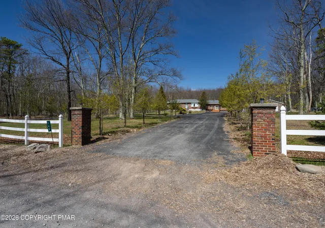 Photo 1 of Single family home for sale at 148 Sportsmans Trl, Stroudsburg, PA 18360 | MLS# PM-138610 | Listing updated on 2026-08-10