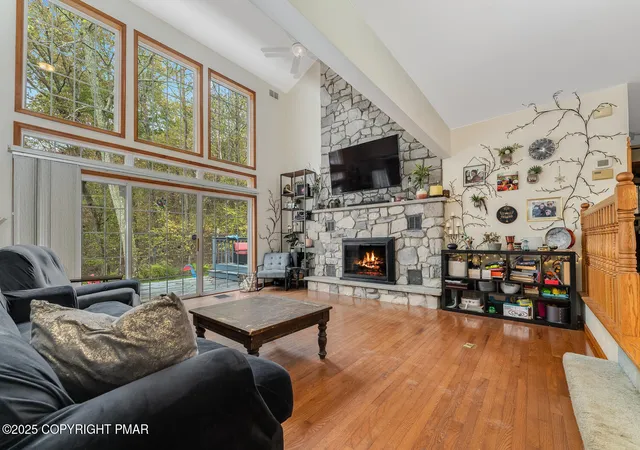 Photo 3 of Single Family Residence at 1187 Manzanedo Rd, East Stroudsburg, PA 18302 | MLS# PM-138655 | | Sold on 2026-07-16