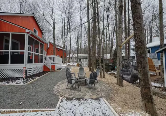 Photo 4 of Single family home for sale at 1355 Winding Way, Tobyhanna, PA 18466 | MLS# PM-138567 | Listing updated on 2026-07-28