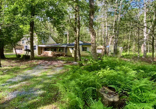 Homes for sale in Gouldsboro, PA | 20 Yellow Feather Path, Gouldsboro, PA 18424 | MLS# PM-138600