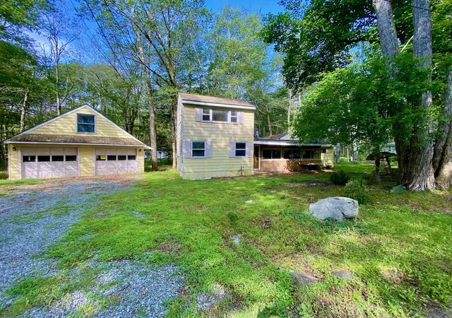 Homes for sale in Gouldsboro, PA | 20 Yellow Feather Path, Gouldsboro, PA 18424 | MLS# PM-138600