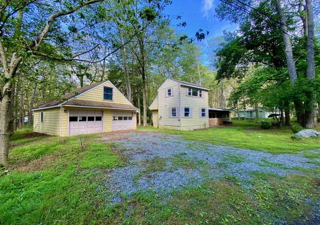 Homes for sale in Gouldsboro, PA | 20 Yellow Feather Path, Gouldsboro, PA 18424 | MLS# PM-138600
