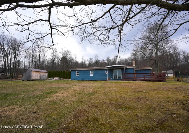 Photo 2 of Manufactured Home at 8600 Delong Dr, Slatington, PA 18080 | MLS# PM-138690 | | Sold on 2026-04-30