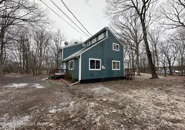 Photo 2 of Single Family Residence at 147 Pocono Blvd, Bushkill, PA 18324 | MLS# PM-138734 | | Sold on 2026-04-30