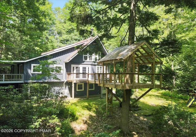 Photo 2 of Single Family Residence at 468 Devils Hole Rd, Cresco, PA 18326 | MLS# PM-138759 | | Sold on 2026-03-12
