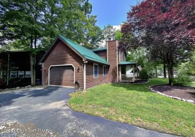 Homes for sale in Drums, PA | 212 Bear Run Dr, Drums, PA 18222 | MLS# PM-138897