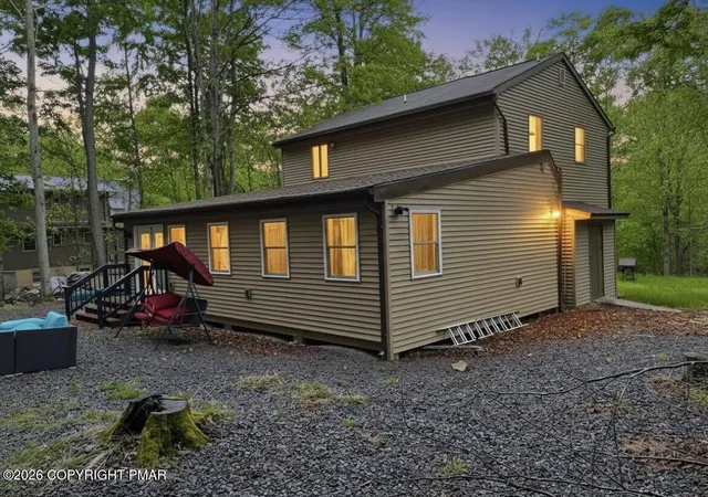 Photo 3 of Single family home for sale at 72 Crk View Dr E, Gouldsboro, PA 18424 | MLS# PM-138879 | Listing updated on 2026-10-17
