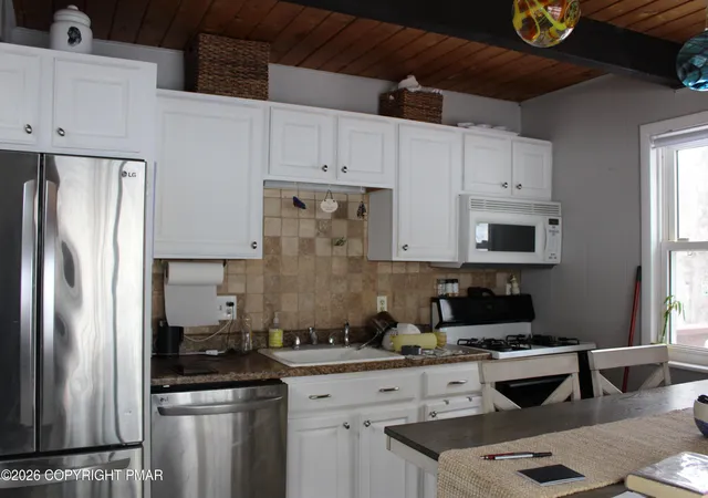 Photo 5 of Single Family Residence at 167 Dorchester Dr, Bushkill, PA 18324 | MLS# PM-139623 |  | Sold on 2026-05-29