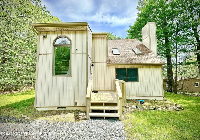 Photo 41 of Sale Pending at 2103 Rosemont Dr, Tobyhanna, PA 18466 | MLS# PM-138918 | Listing updated on 2026-08-25