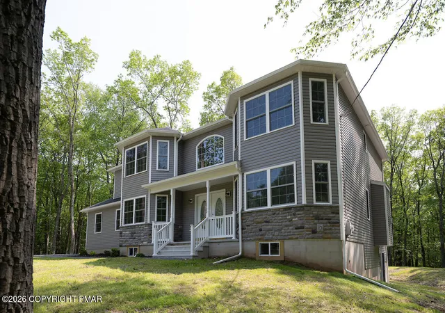 Photo 3 of Sale Pending at 3118 Tutelo Way # 5934, Tobyhanna, PA 18466 | MLS# PM-139040 | Listing updated on 2026-09-03