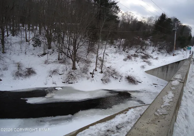 9th image of 2017 Locust Ridge Rd, Pocono Lake, PA 18347 | MLS# PM-139107