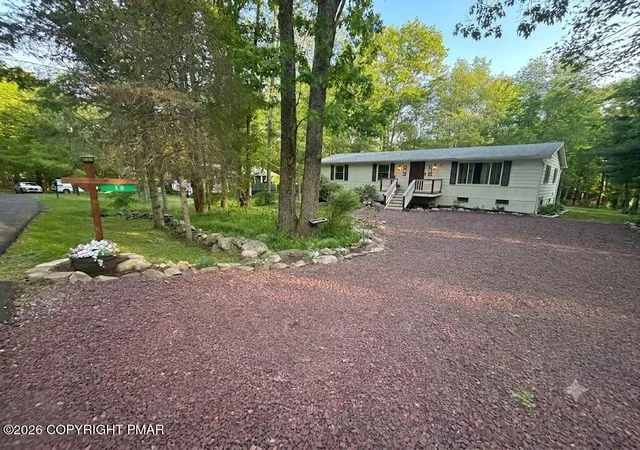 Homes for sale in White Haven, PA | 10 Helen Wy, White Haven, PA 18661 | MLS# PM-139036