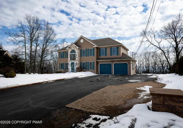 Photo 3 of Single Family Residence at 337 Clicko Ln, East Stroudsburg, PA 18301 | MLS# PM-139060 | | Sold on 2026-04-16