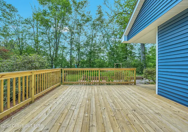 Homes for sale in Effort, PA | 221 Marsh Wy, Effort, PA 18330 | MLS# PM-139319