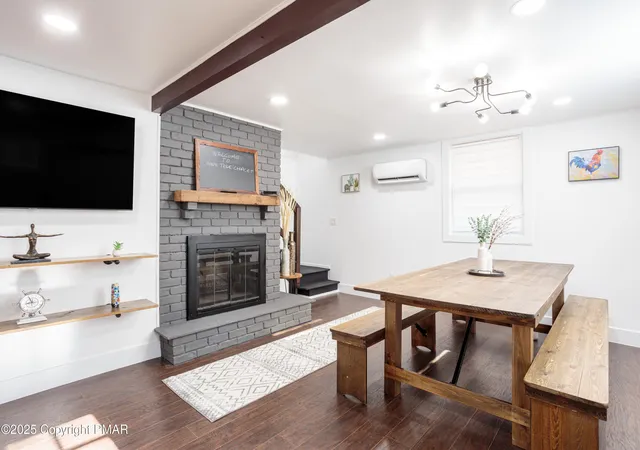 Photo 2 of Single family home for sale at 619 Washington Pl, Tobyhanna, PA 18466 | MLS# PM-139148 | Listing updated on 2026-07-17