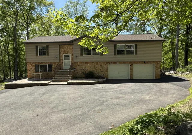 Photo 1 of Single family home for sale at 6486 Decker Rd, Bushkill, PA 18324 | MLS# PM-139352 | Listing updated on 2026-08-20