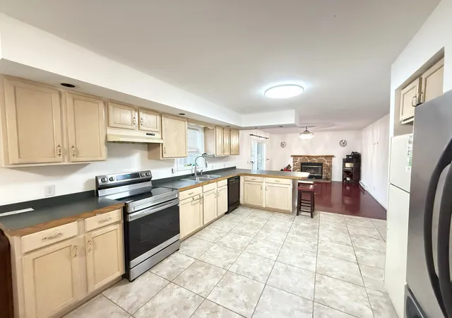 Photo 5 of Single family home for sale at 6486 Decker Rd, Bushkill, PA 18324 | MLS# PM-139352 | Listing updated on 2026-08-20