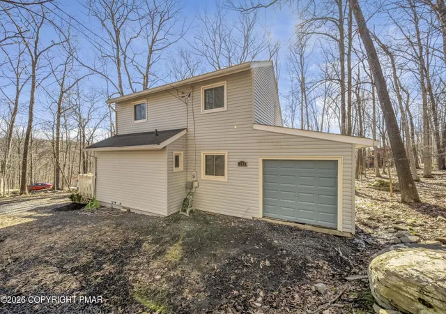 Photo 2 of Sale Pending at 187 Bellingham Dr, Bushkill, PA 18324 | MLS# PM-139393 | Listing updated on 2026-08-17