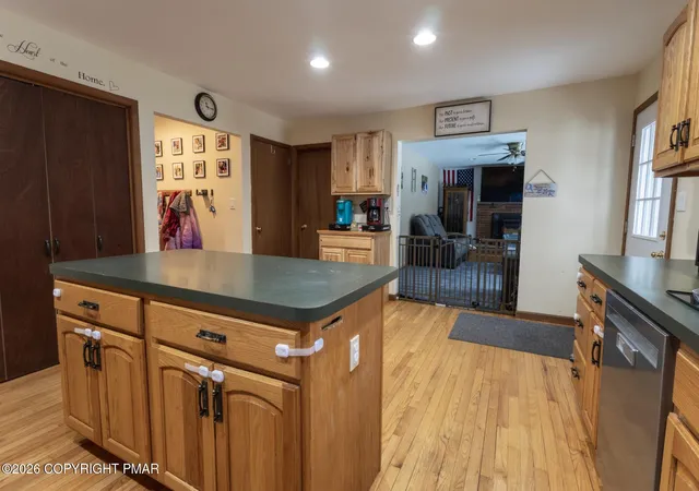 Homes for sale in Tamiment, PA | 421 Underhill Dr, Tamiment, PA 18371 | MLS# PM-139278