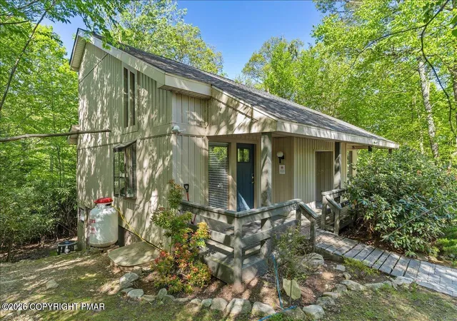 Photo 2 of Townhouse for sale at 19 Ski Side Dr, Tannersville, PA 18372 | MLS# PM-139312 | Listing updated on 2026-04-01
