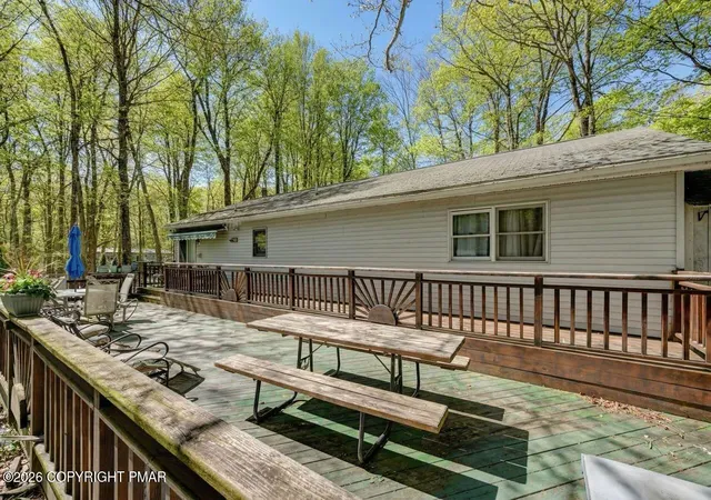 Photo 4 of Single family home for sale at 8566 Hillcrest Dr, Tobyhanna, PA 18466 | MLS# PM-139640 | Listing updated on 2026-03-20