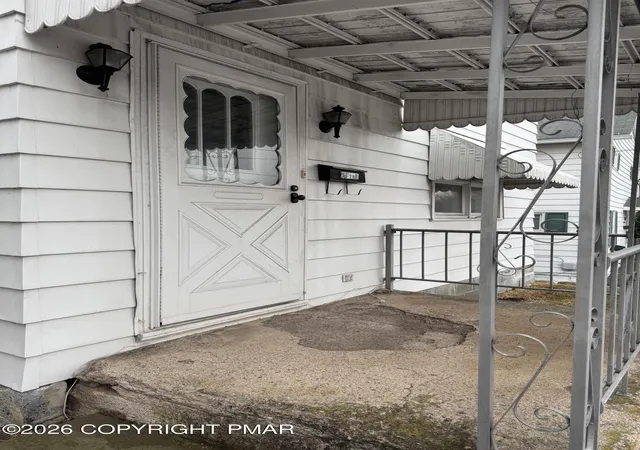 Homes for sale in Jermyn, PA | 21 Maple St, Jermyn, PA 18433 | MLS# PM-139375
