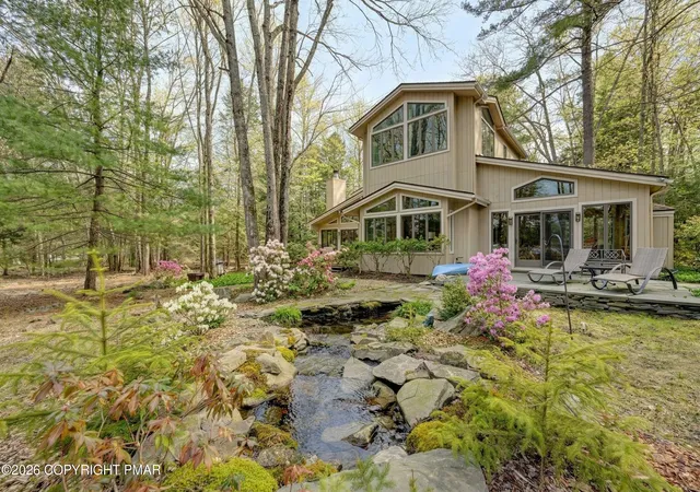 Photo 3 of Single family home for sale at 5290 Woodland Ave, Pocono Pines, PA 18350 | MLS# PM-139862 | Listing updated on 2026-03-29