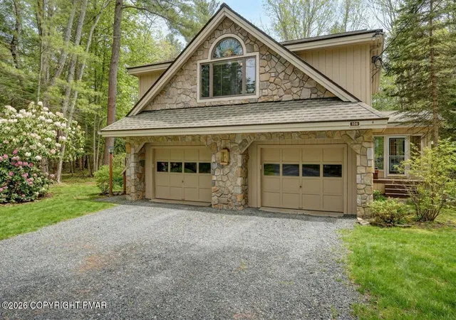 Photo 4 of Single family home for sale at 5290 Woodland Ave, Pocono Pines, PA 18350 | MLS# PM-139862 | Listing updated on 2026-03-29