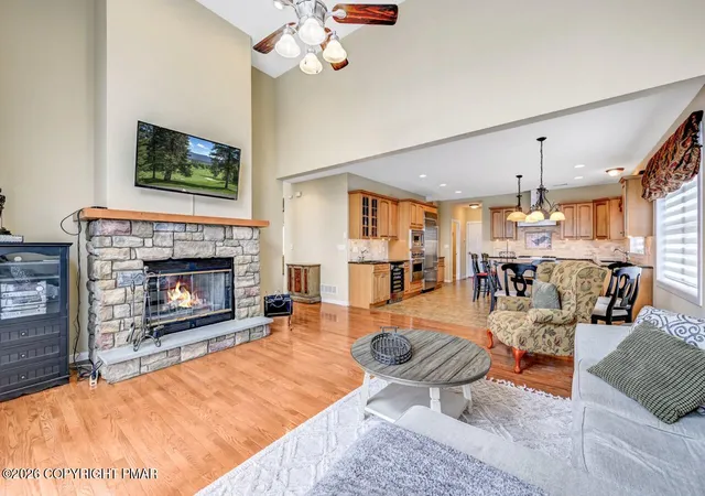 Homes for sale in Pocono Pines, PA | 102 Pine Needle Ln, Pocono Pines, PA 18350 | MLS# PM-140258