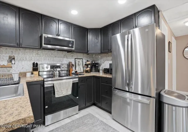 Homes for sale in East Stroudsburg, PA | 147 Rock Rd, East Stroudsburg, PA 18302 | MLS# PM-140871