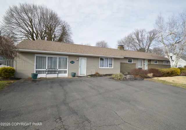 Homes for sale in Stroudsburg, PA | 1020 Congdon Ave, Stroudsburg, PA 18360 | MLS# PM-140026
