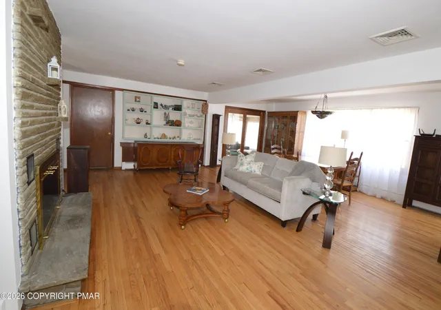 Homes for sale in Stroudsburg, PA | 1020 Congdon Ave, Stroudsburg, PA 18360 | MLS# PM-140026