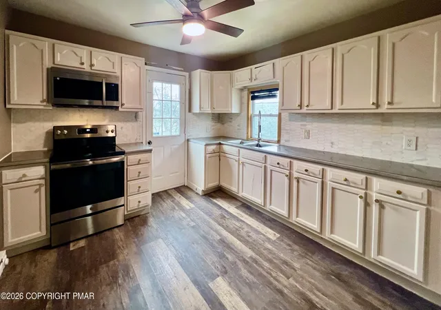 Photo 3 of Sale Pending at 226 Lackawanna Ave, Dupont, PA 18641 | MLS# PM-139540 | Listing updated on 2026-05-28