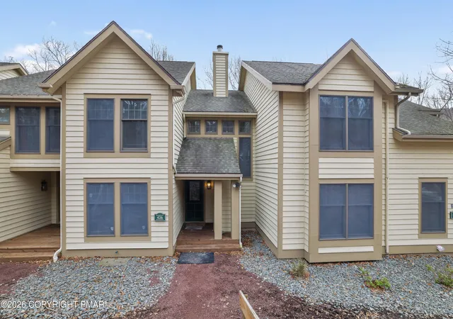 Homes for sale in Tannersville, PA | 426 Oak Ct, Tannersville, PA 18372 | MLS# PM-139603