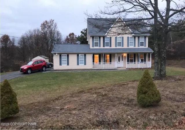 Homes for sale in Blakeslee, PA | 2005 Palisades Dr, Blakeslee, PA 18610 | MLS# PM-139585