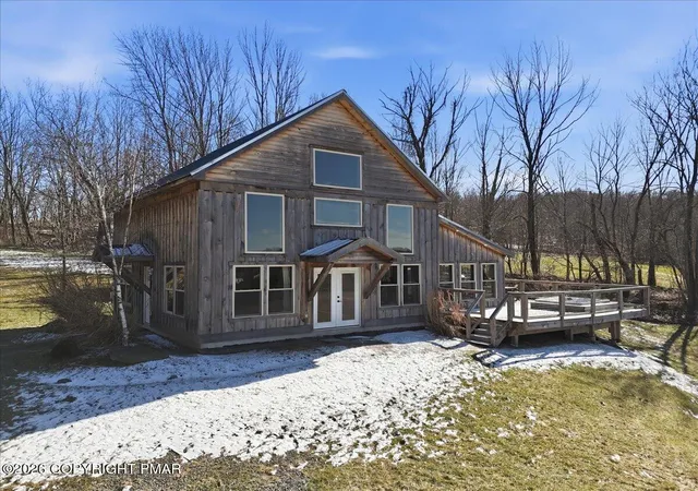 Photo 3 of Single Family Residence at 663 Sterling Rd, Sterling, PA 18463 | MLS# PM-139667 | | Sold on 2026-05-19