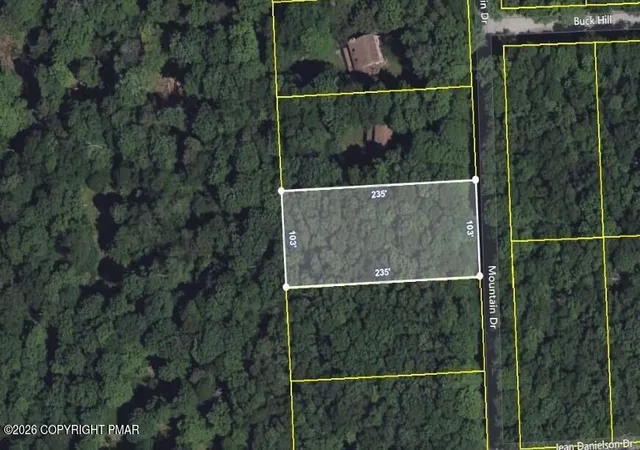 Homes for sale in Greentown, PA | 150 Mountain Dr, Greentown, PA 18426 | MLS# PM-139668