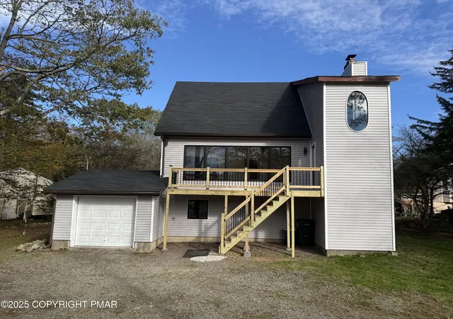 Photo 1 of Single family home for sale at 215 Greenbriar Cir, Tobyhanna, PA 18466 | MLS# PM-139676 | Listing updated on 2026-03-21