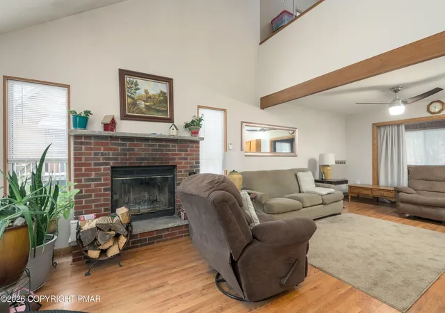 Homes for sale in Gouldsboro, PA | 108 Country Club Dr, Gouldsboro, PA 18424 | MLS# PM-139741