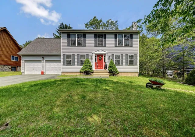 Photo 1 of Single family home for sale at 128 Embill Dr, Pocono Lake, PA 18347 | MLS# PM-139868 | Listing updated on 2026-08-03