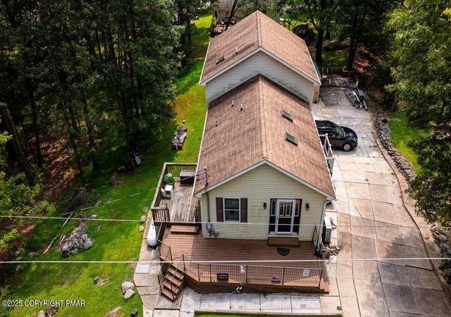 Photo 3 of Single family home for sale at 110 Carol Rd, East Stroudsburg, PA 18302 | MLS# PM-139795 | Listing updated on 2026-04-06