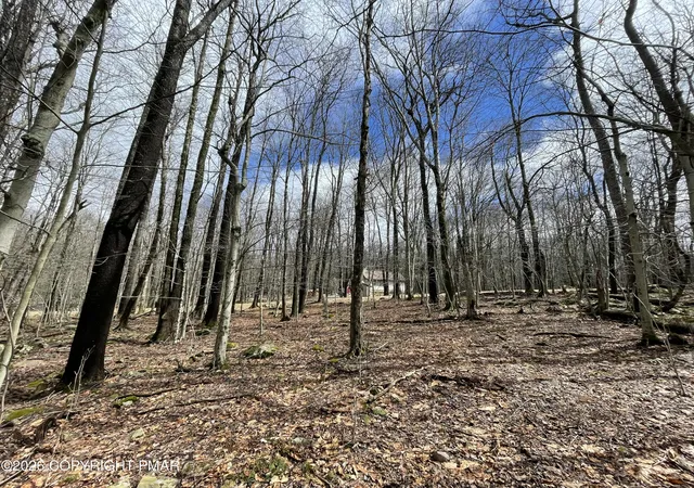 Homes for sale in Gouldsboro, PA | 46 Tuscarora Trl, Gouldsboro, PA 18424 | MLS# PM-139799