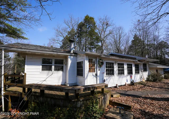 Homes for sale in Lehighton, PA | 8245 Interchange Rd, Lehighton, PA 18235 | MLS# PM-139842