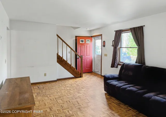 Homes for sale in Bartonsville, PA | 1208 Mattioli Rd, Bartonsville, PA 18321 | MLS# PM-139805