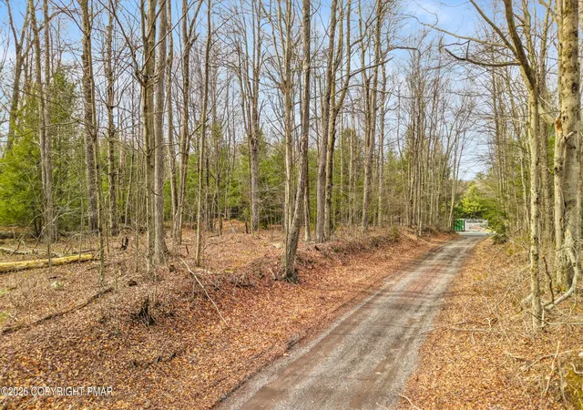 Homes for sale in Long Pond, PA | Onondaga Rd, Long Pond, PA 18334 | MLS# PM-139829