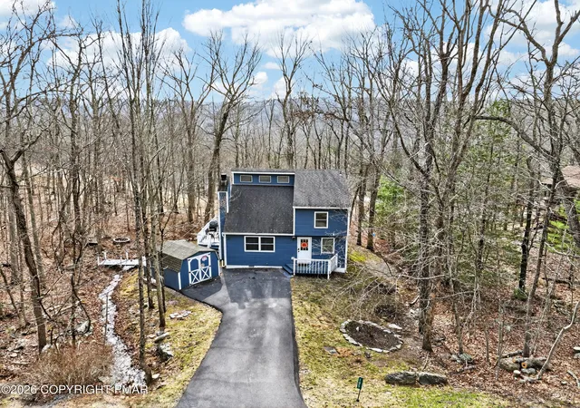 Homes for sale in Bushkill, PA | 185 Salisbury Rd, Bushkill, PA 18324 | MLS# PM-139846