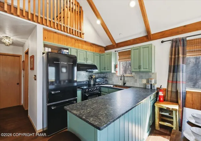 Homes for sale in Lake Harmony, PA | 20 Vista Ln, Lake Harmony, PA 18624 | MLS# PM-140213