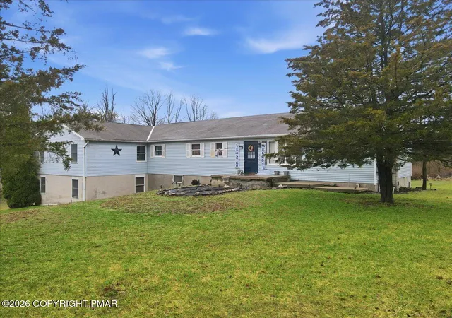 Homes for sale in Saylorsburg, PA | 119 Hildabrant Ln, Saylorsburg, PA 18353 | MLS# PM-139872